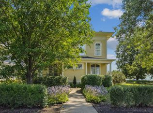 802 & 804 High St, Grinnell, IA 50112