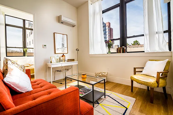 Rented by Nooklyn NYC LLC | media 43