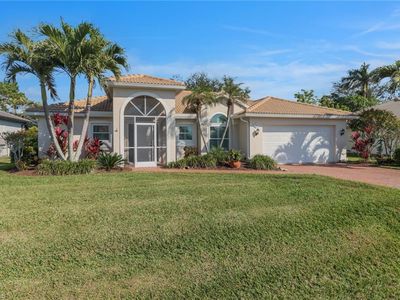 1080 Moon Lake Dr, Naples, FL, 34104