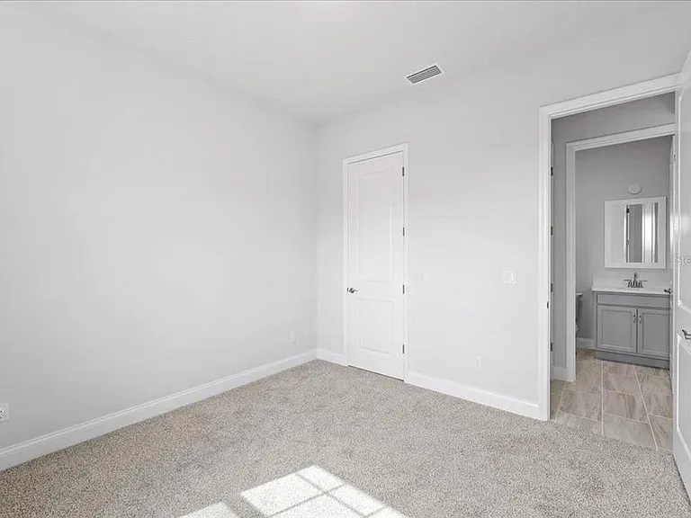 60 Del Palma Dr — Photo 16