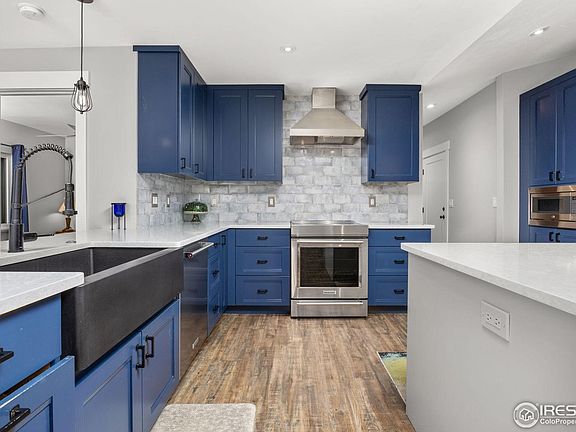 3rd image of 365 Mohawk Dr