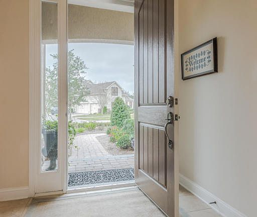 4th image of 3665 Eastbury Dr