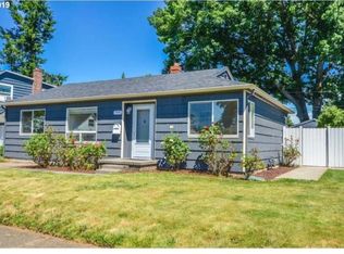 10905 NE San Rafael St, Portland, OR 97220