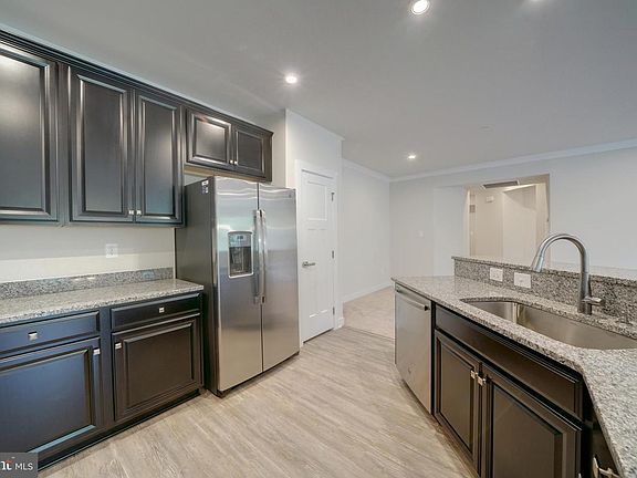 3rd image of 5723 Meadowood St #C-103