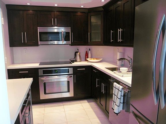 4th image of 120 Bayview Dr #1812