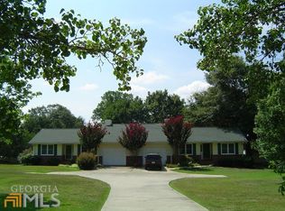 136 Cannon Rd, Sharpsburg, GA 30277