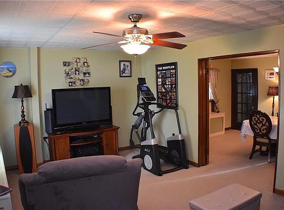 5th image of 1617 Newport Ave