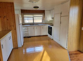101 Jackson Ave, Phillipsburg, MO 65722