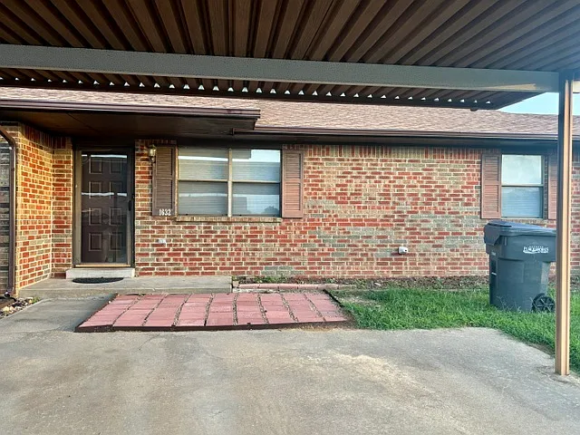1632 S Cedar Loop — Photo 2