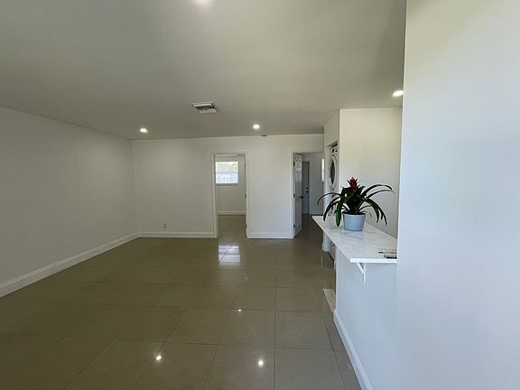 5th image of 2321 NW 23rd Ln #2