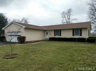 130 S Birch St, Hanover, IN 47243