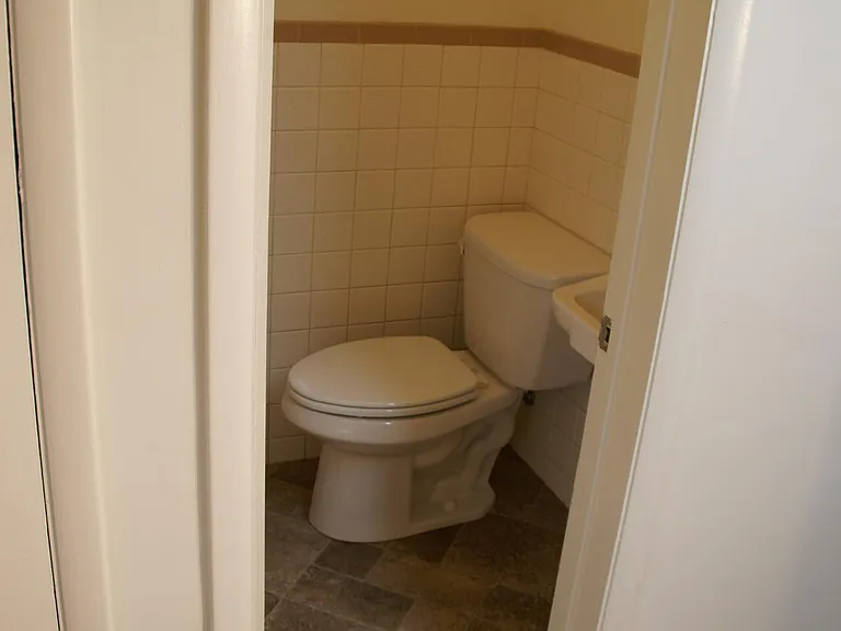 619 Hepburn St — Photo 3