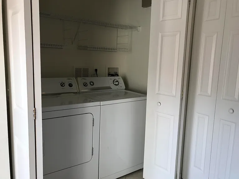 141 E Thatch Palm Cir — Photo 14
