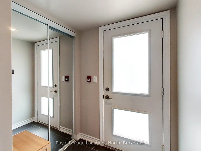 5 Anchorage Cres #102 — Photo 2
