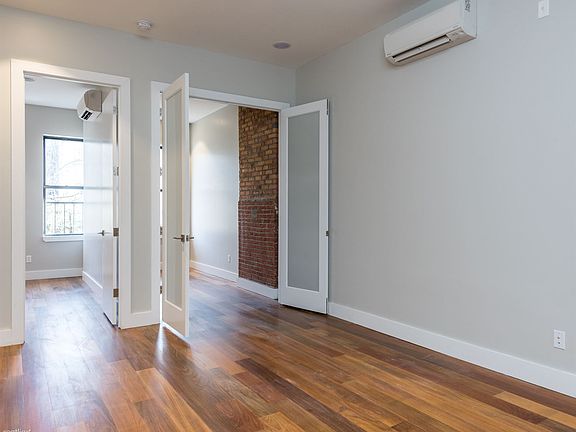 005_021_002_228_kingsland_avenue_2r-2