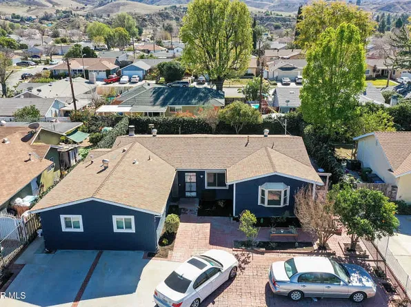 2272 Royal Ave, Simi Valley, CA 93065
