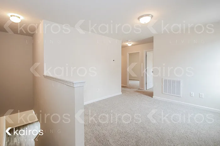 266 Christopher Street Ext — Photo 5