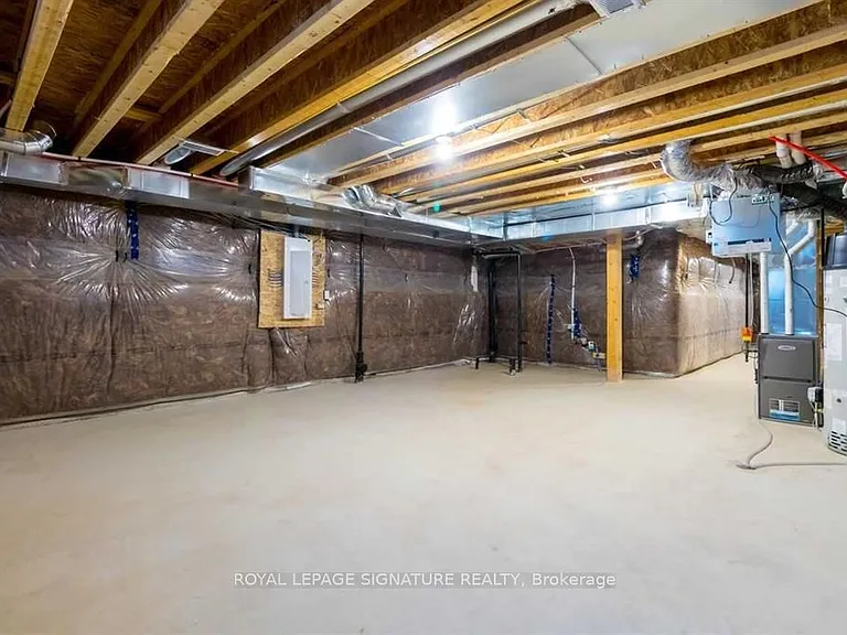 65 Concord Dr — Photo 17