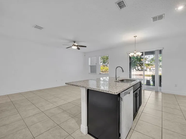 1351 Merrydale Way — Photo 13
