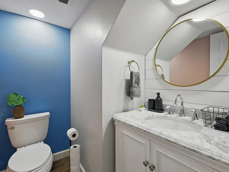 6333 Tosca Dr — Photo 34