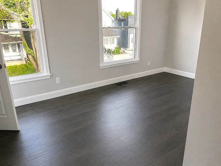 374 S Harris Ave — Photo 11