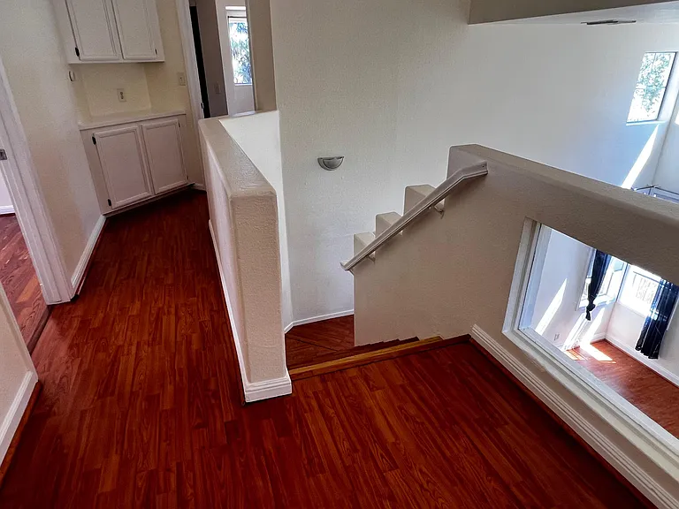 4813 Bridle Ct — Photo 3