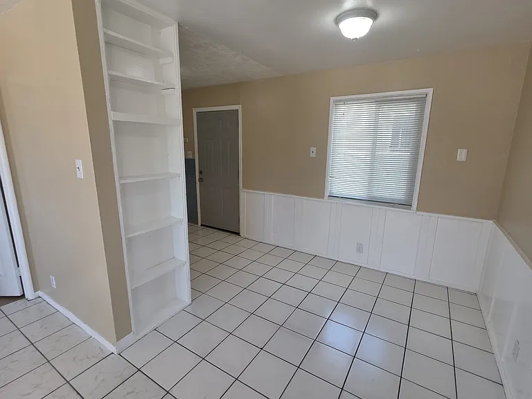 16572 Live Oak St #C — Photo 16