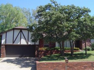 1912 Cedar Ridge Rd, Edmond, OK 73013