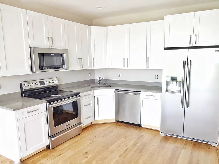 1537 Gales St NE #A — Photo 8