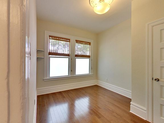 2nd image of 3223 Folsom St #3223