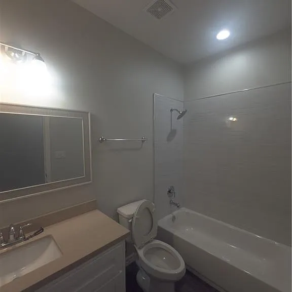 1909 W Harrison St #2 — Photo 11