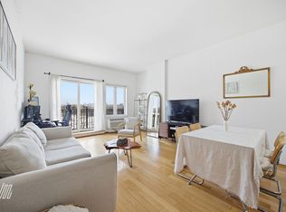 1312 City Pl, Edgewater, NJ