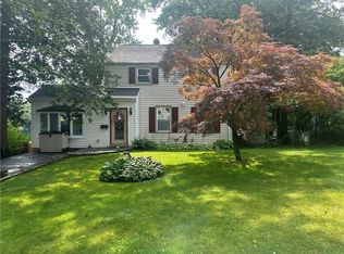 28 Whitman Rd, Yonkers, NY 10710