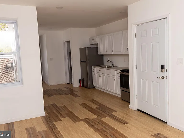 2843 N 13th St #2 — Photo 5
