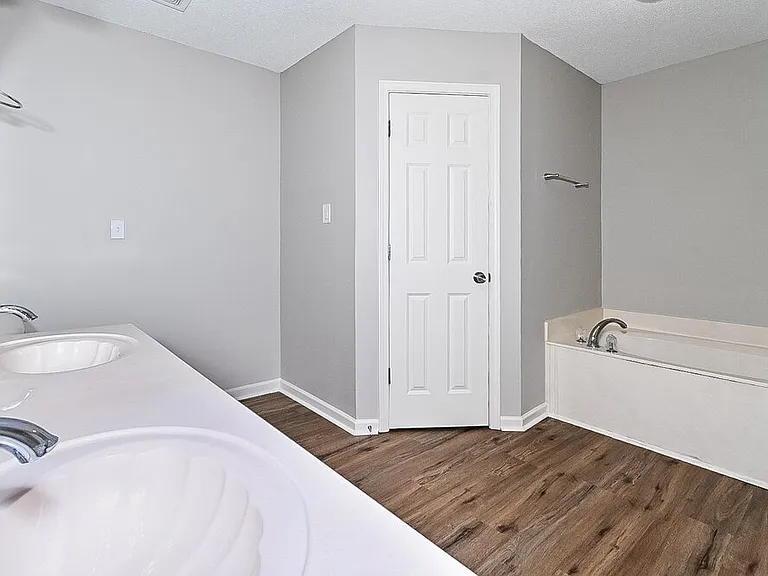 6620 Tealwood Dr — Photo 11