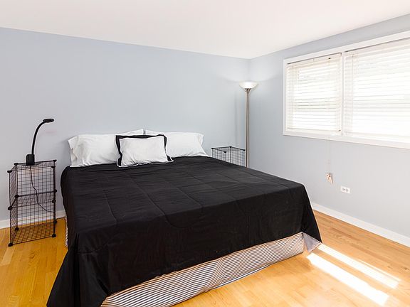 5th image of 6769 N Olmsted Ave #1