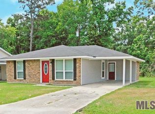 25587 Rosedown Dr, Denham Springs, LA 70726