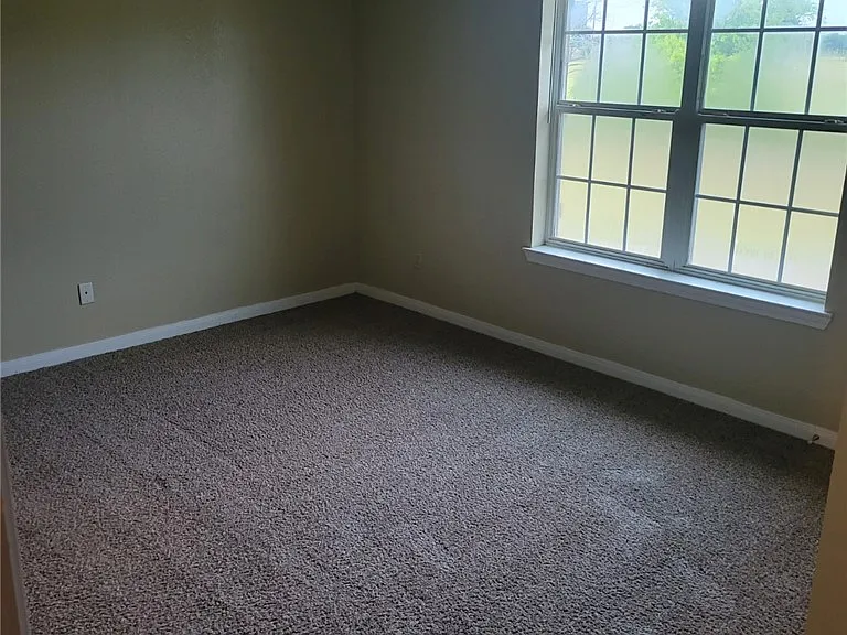 4121 McFarland Dr — Photo 11