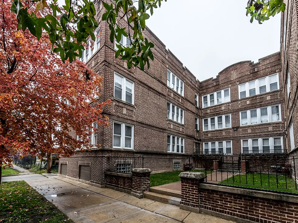 1516 W 78th