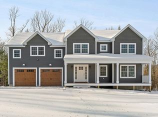 74 Willow Way, Georgia, VT 05468