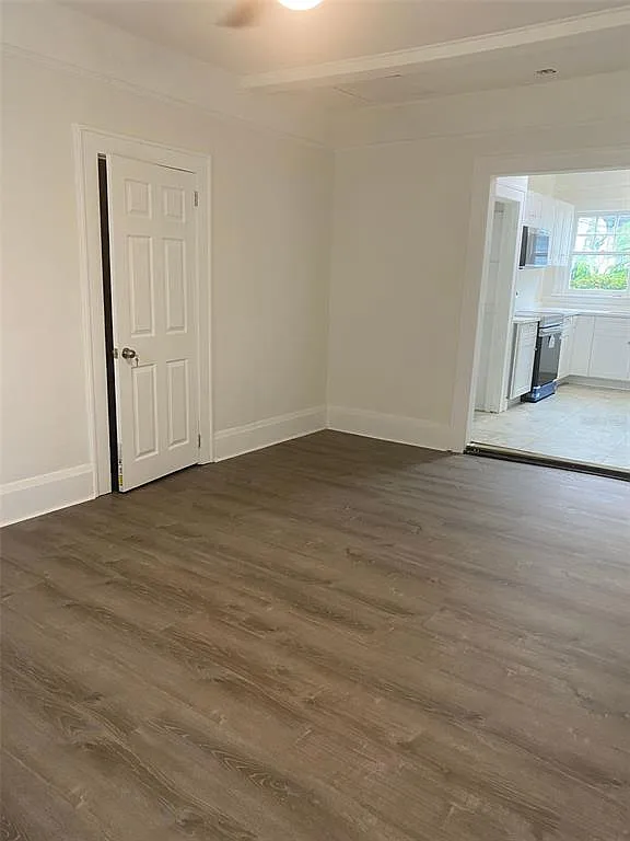1 bed, 1.0 bath, 512 sqft, $1,300 — Photo 2