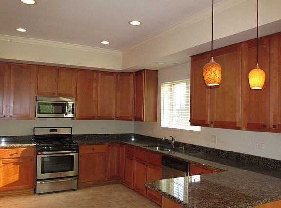 4th image of 6255 W Montrose Ave APT 3W