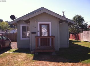 958 Greenwood Ave, Reedsport, OR 97467