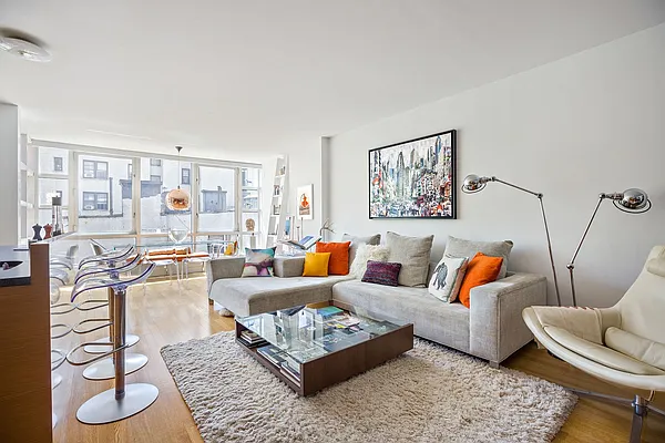 Sold by Compass | media 1