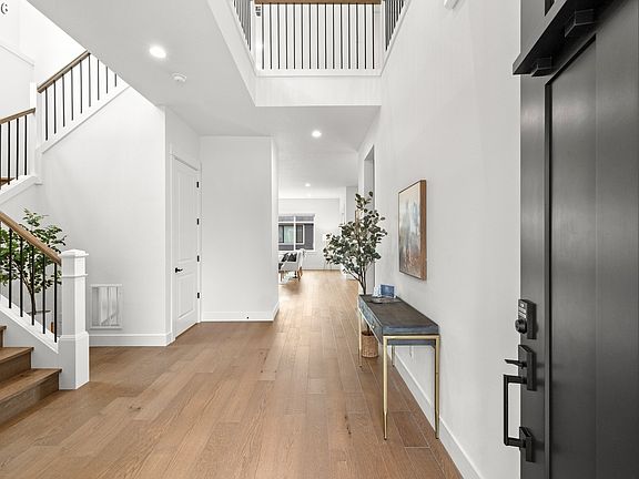 3rd image of 15765 NW Ridgeline St