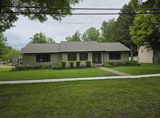 200 W Canal St, Tekonsha, MI 49092