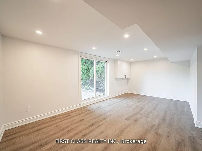 1148 Kingdale Rd — Photo 37