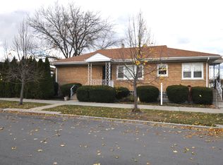 3901 N Nora Ave, Chicago, IL 60634