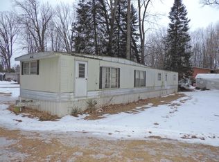 816 E Miller St, Suring, WI 54174