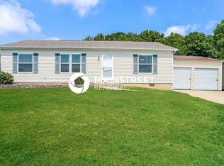 109 Rivers Edge Dr, Moscow Mills, MO 63362